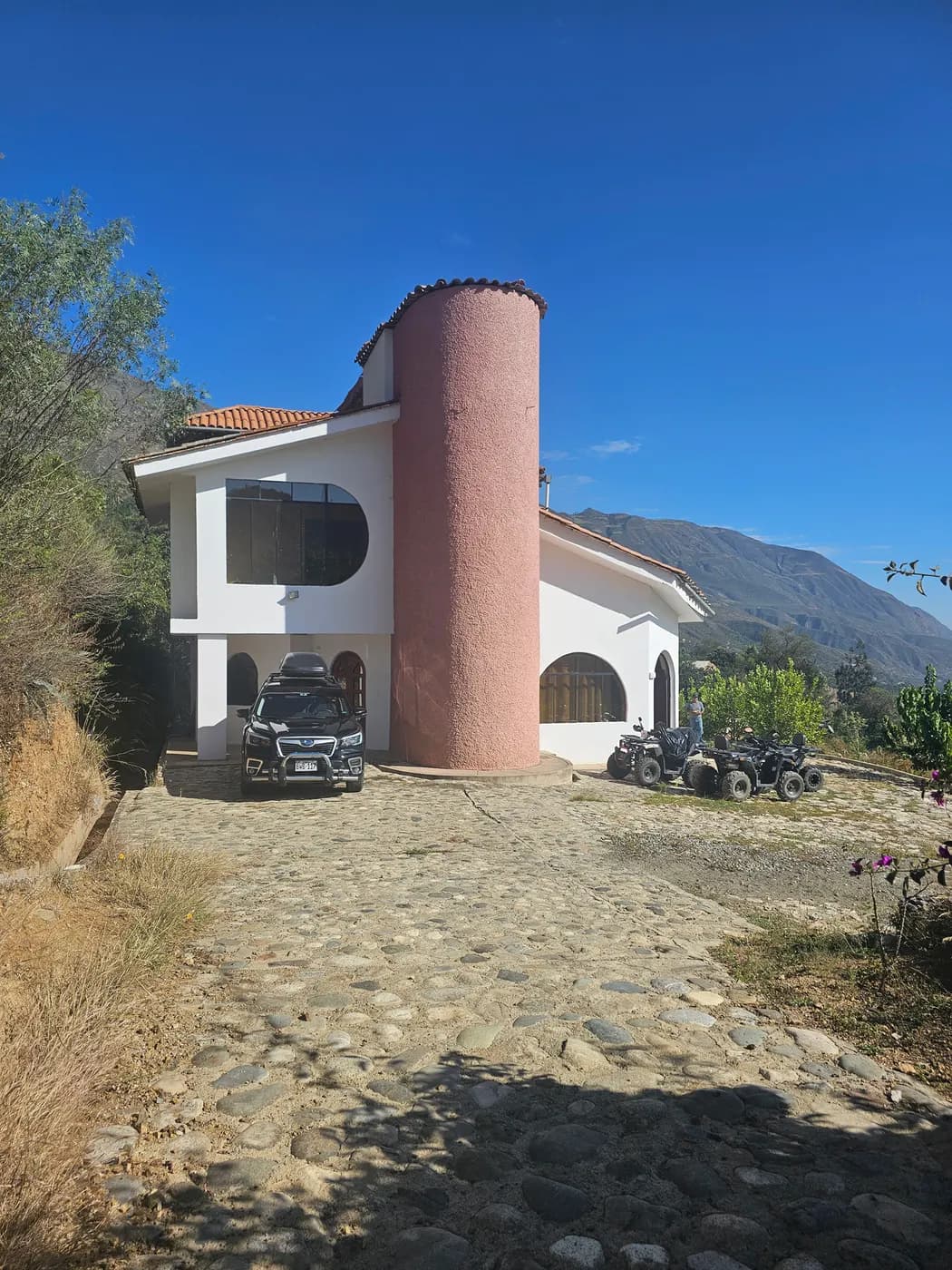 Casa de dos pisos en Matacoto, Áncash, que será acondicionada como laboratorio tecnológico del programa.